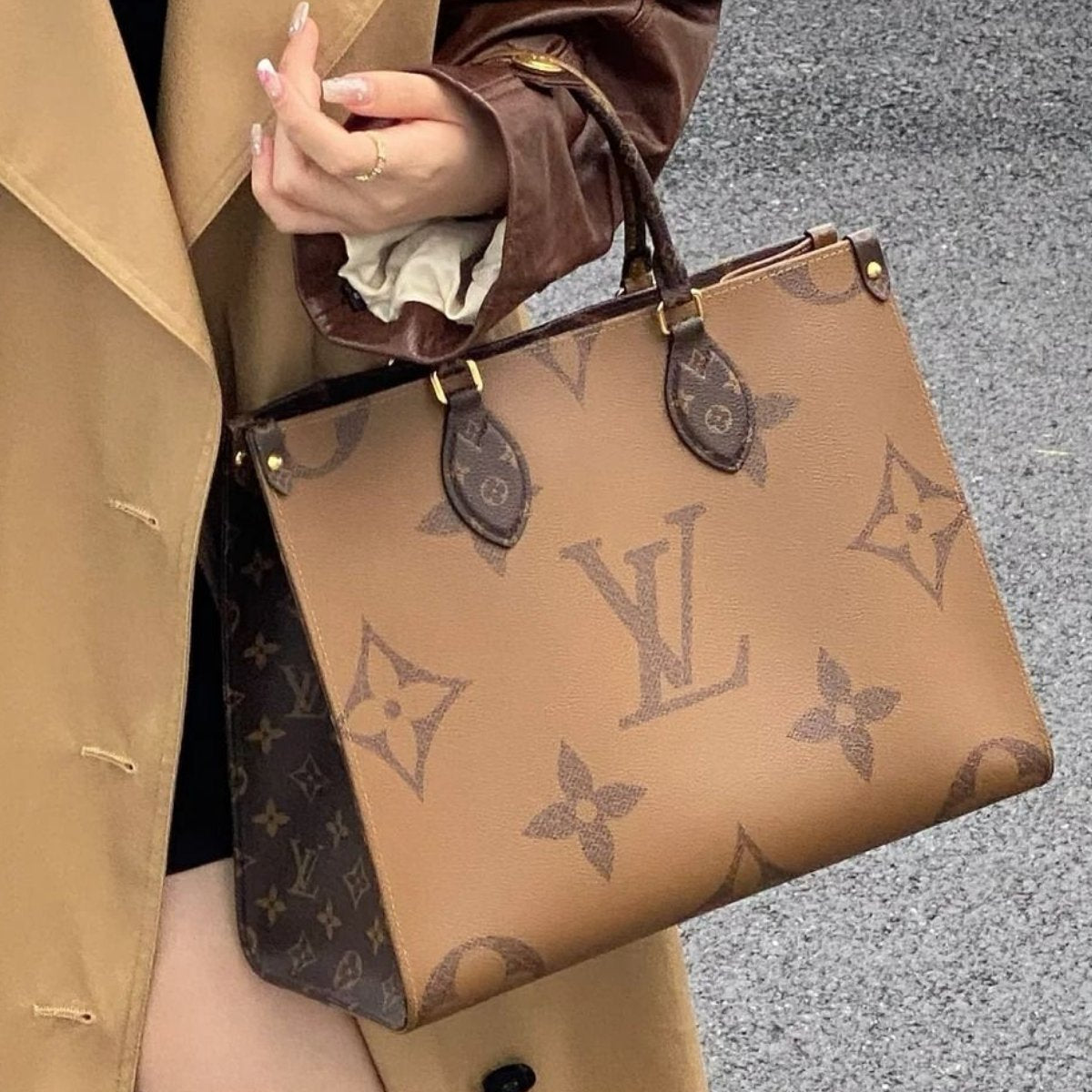 LOUIS VUITTON