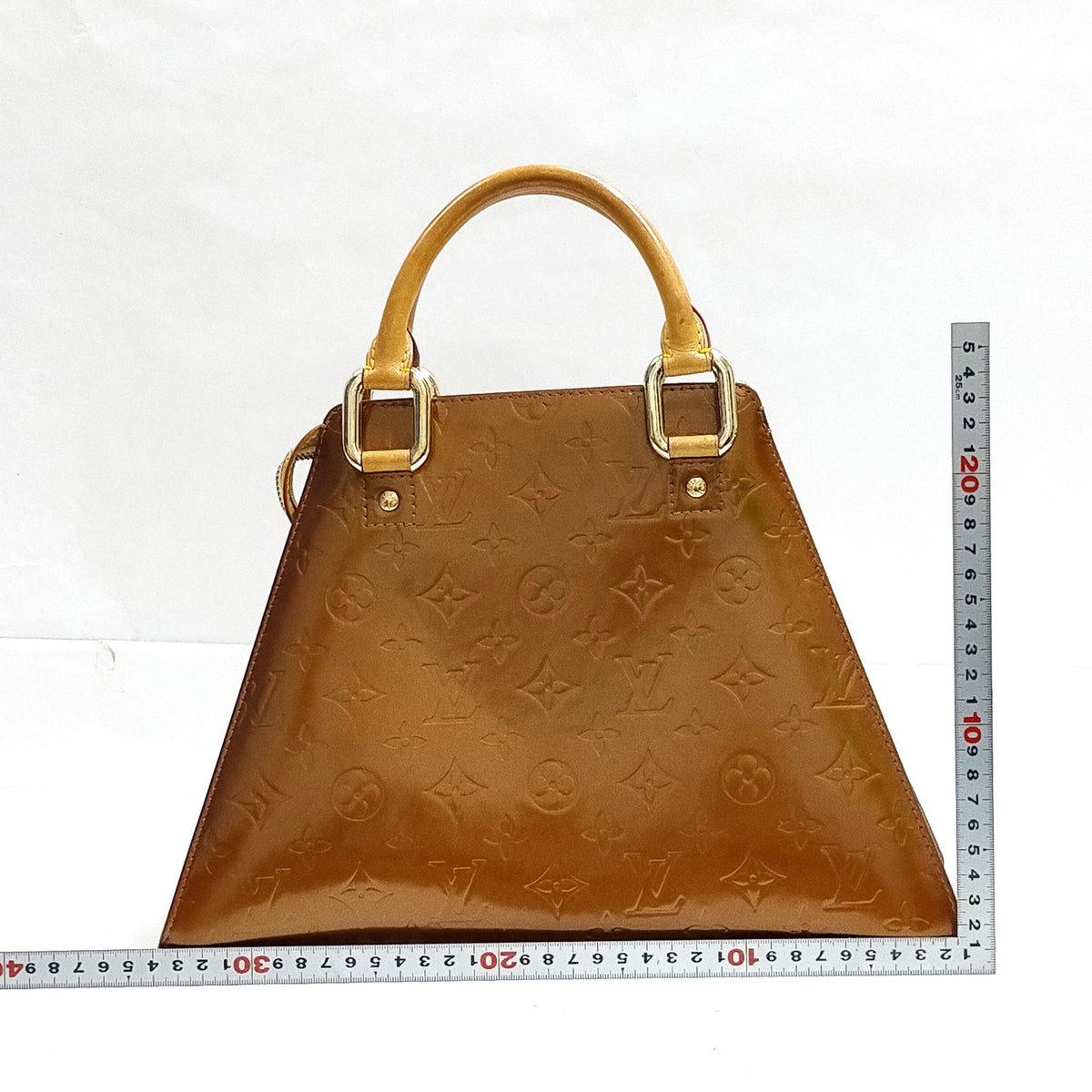 Louis Vuitton Bronze Vernis Forsyth Handbag — detail 1