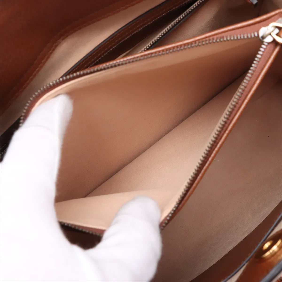 Gucci Bamboo Diana Leather Two-Way Handbag Brown — product photo 10