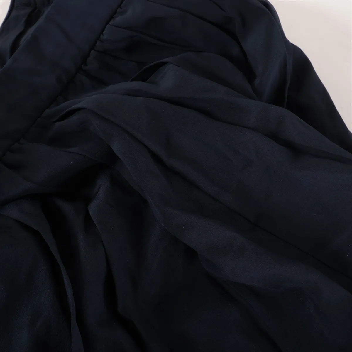 Chanel Flower Cut-out Silk Short Pants Navy Blue