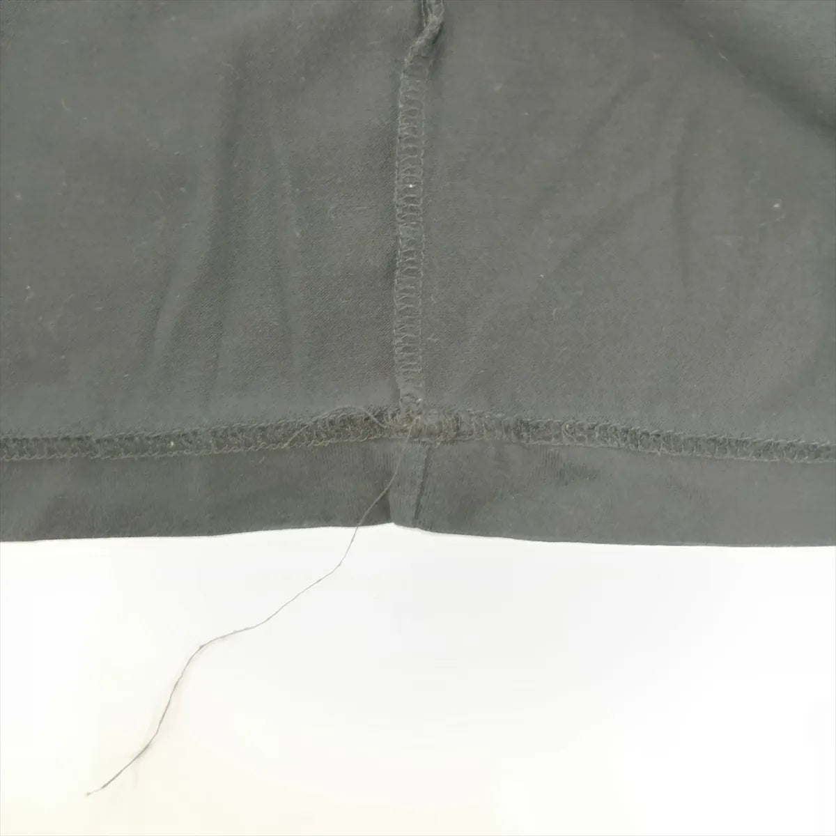 Louis Vuitton LV Round Logo Cotton T-shirt Black