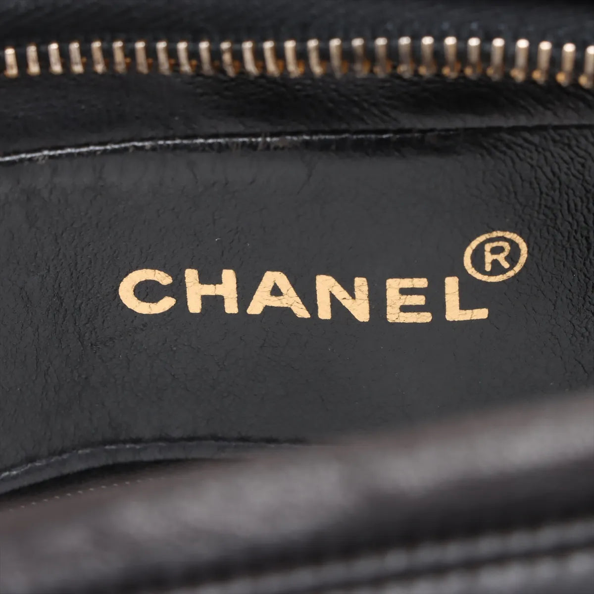 Chanel CC Logo Matelasse Lambskin Tassel Shoulder Bag Black — product photo 10