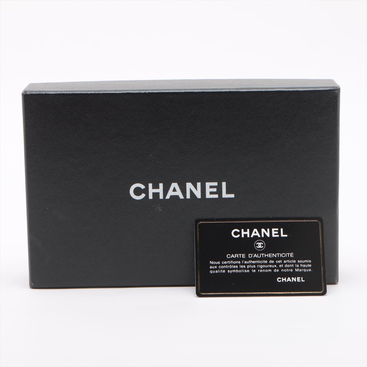 Luxury Chanel CC Logo Camelia Lambskin Zippy Long Wallet Black