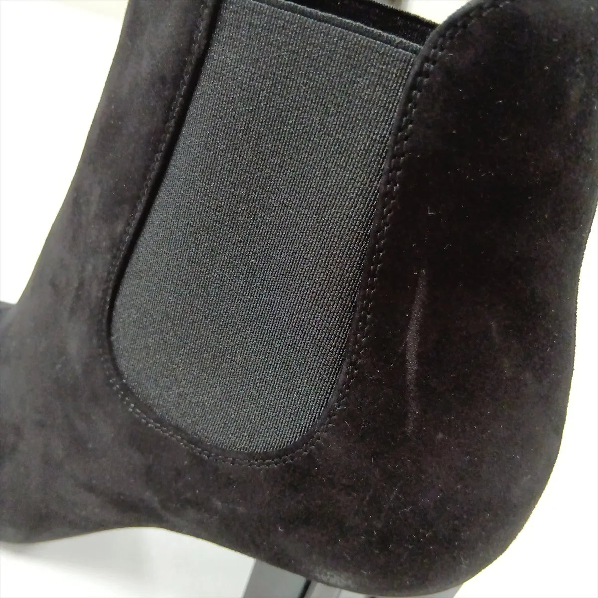 Louis Vuitton Monogram Suede Short Boots Black — product photo 10