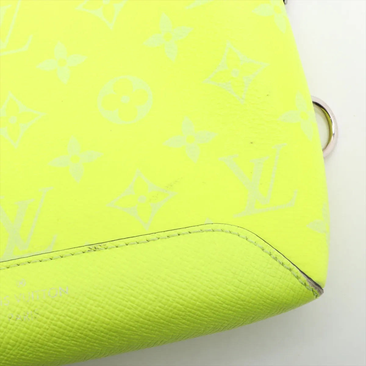 Louis Vuitton Monogram Taigarama Duo Slingbag Yellow