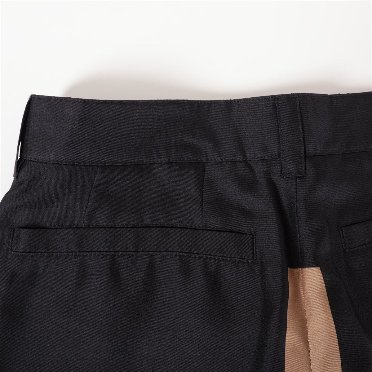 Burberry Tisci Period Check Silk Short Pants Black