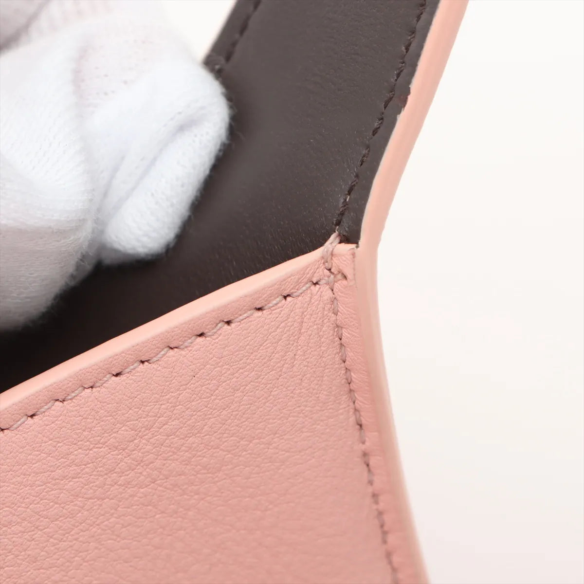 High Quality Ferragamo Hug Mini Leather Two-Way Handbag Nylund Pink