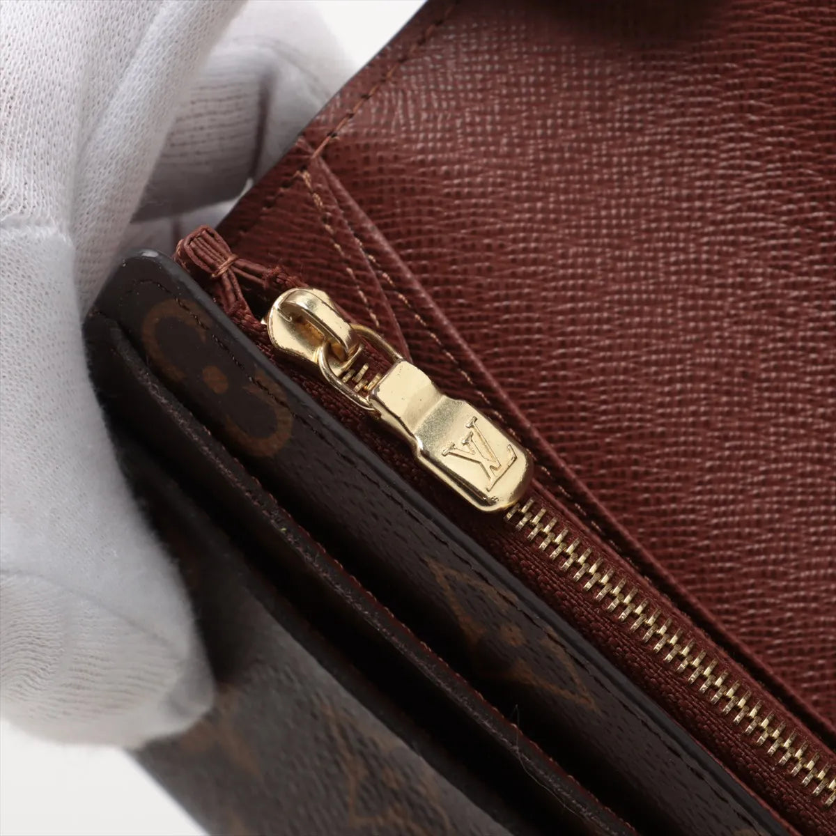 Louis Vuitton Monogram Sarah Wallet