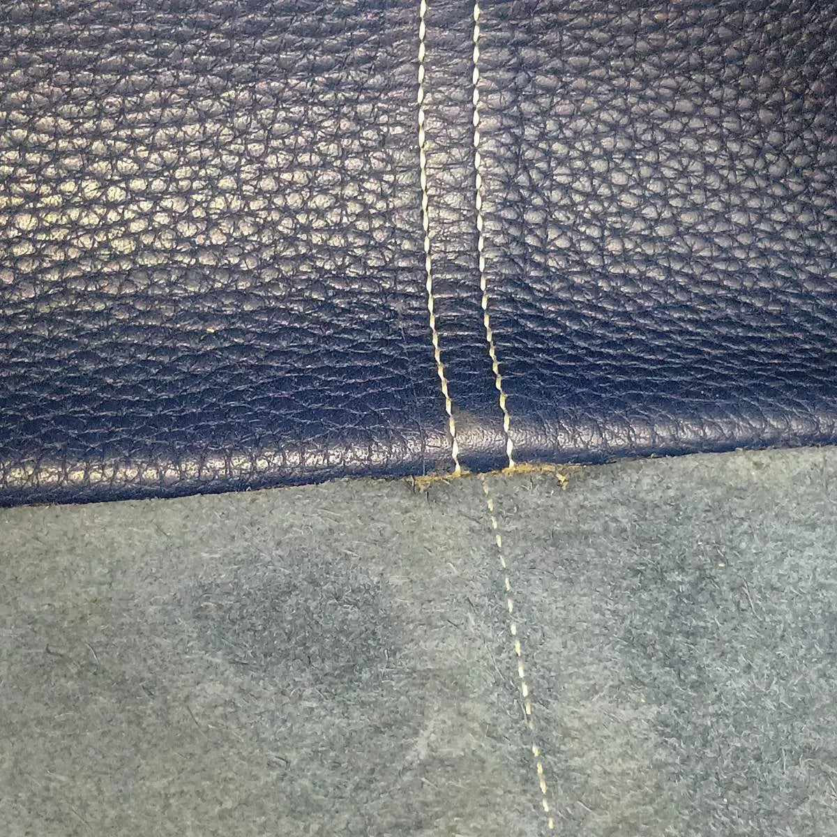 Hermes Halzan 31 Taurillon Clemence Blue Sapphire