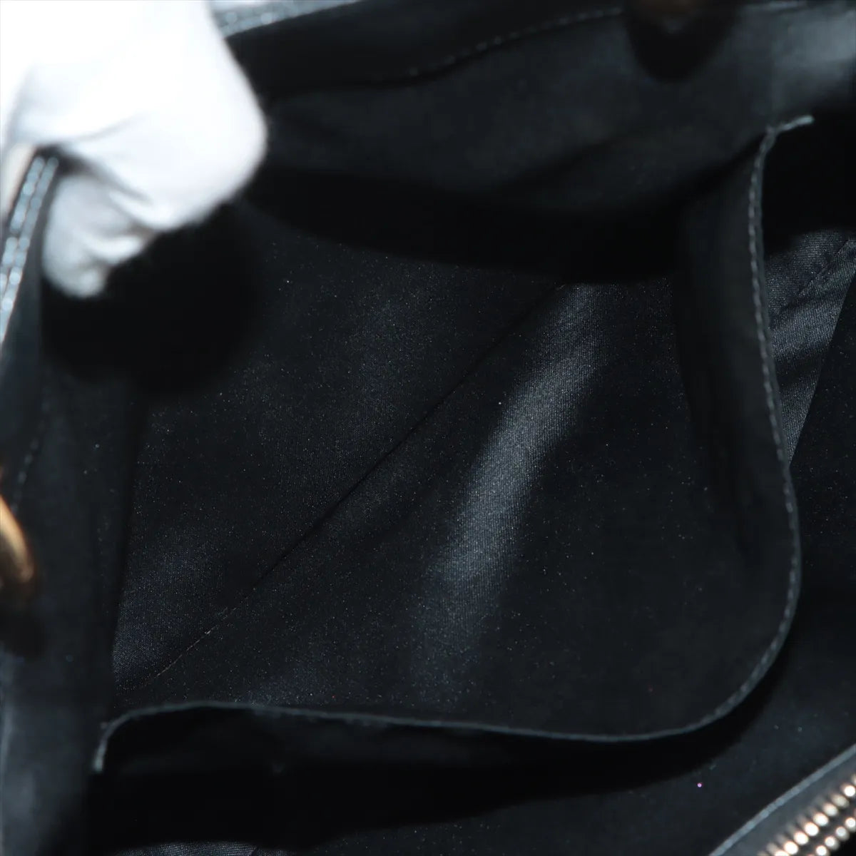 Chanel CC Logo Matelasse Caviar Skin Chain Tote Bag Black