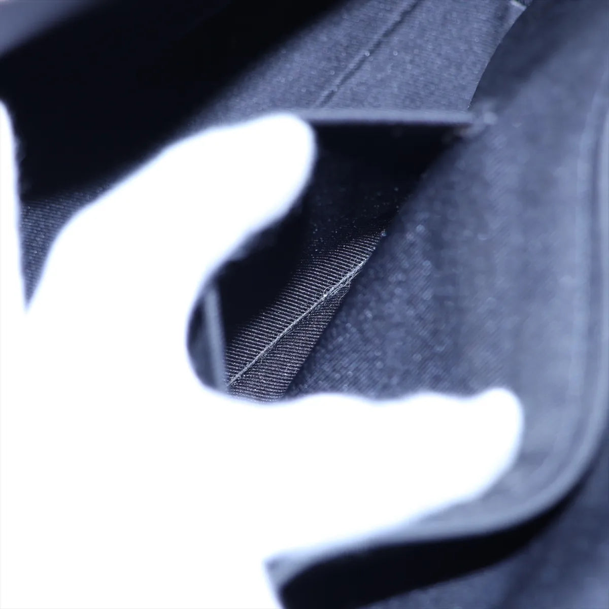 Louis Vuitton Monogram Eclipse Sac Plat Cross Black — product photo 11
