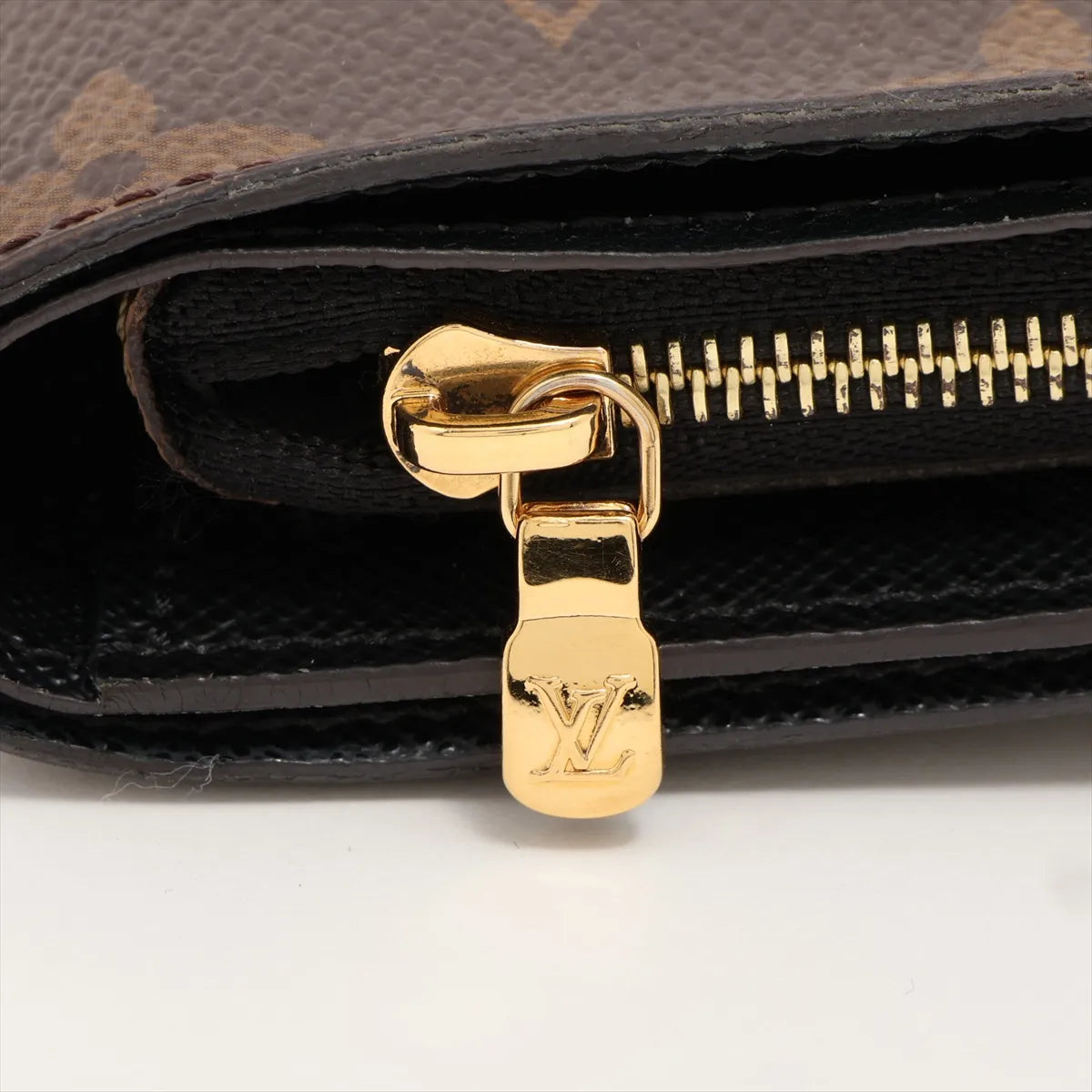 Louis Vuitton Giant Monogram Reverse Juliet Wallet