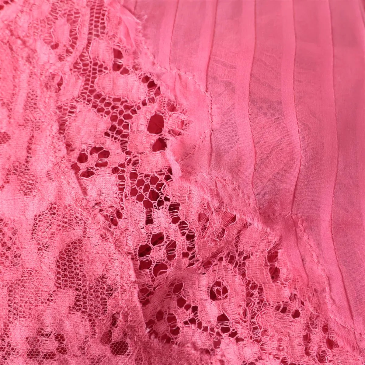 Valentino Garavani Lace See-through Longsleeve Blouse Pink