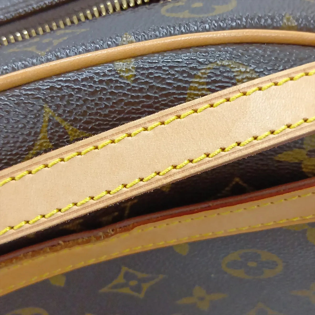 Louis Vuitton Monogram Blois
