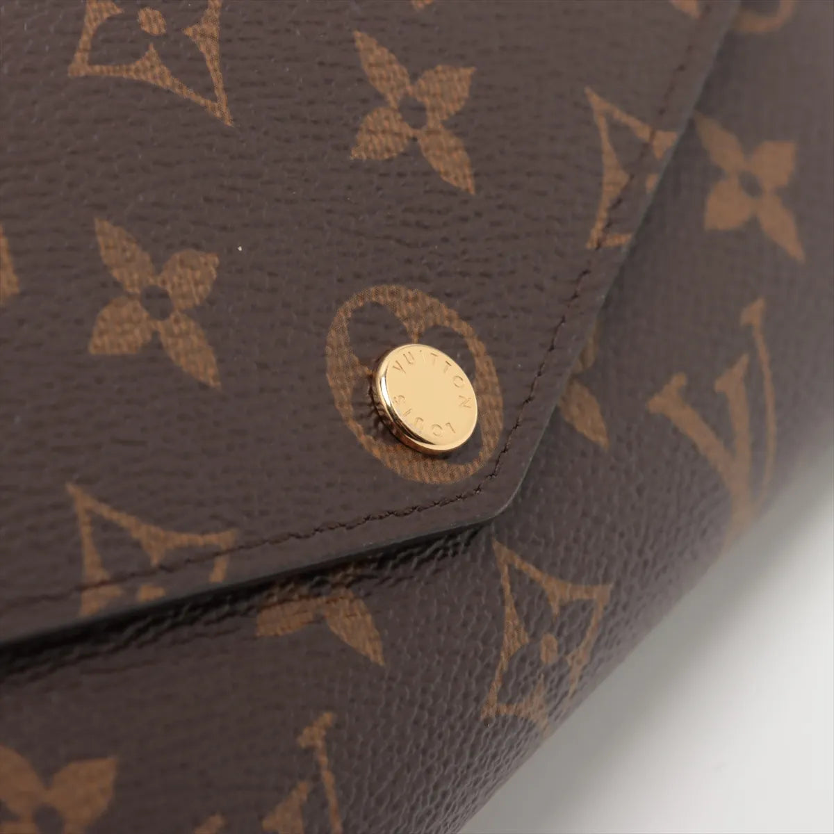 Louis Vuitton Monogram Sarah Wallet