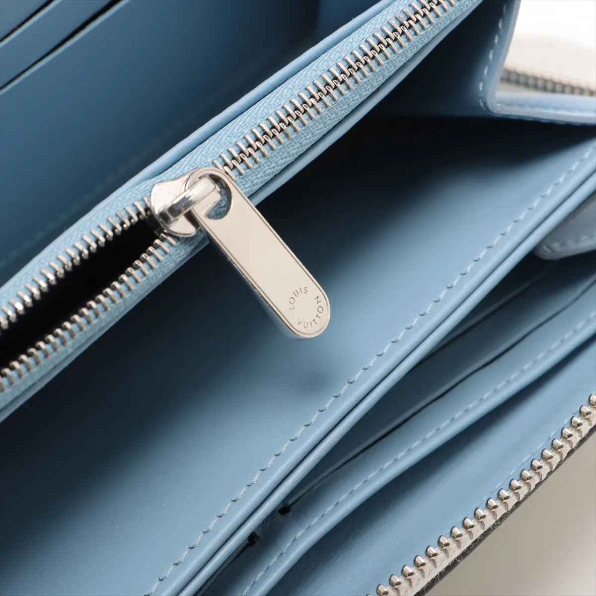Louis Vuitton Monogram Mahina Zippy Wallet Gradient Blue