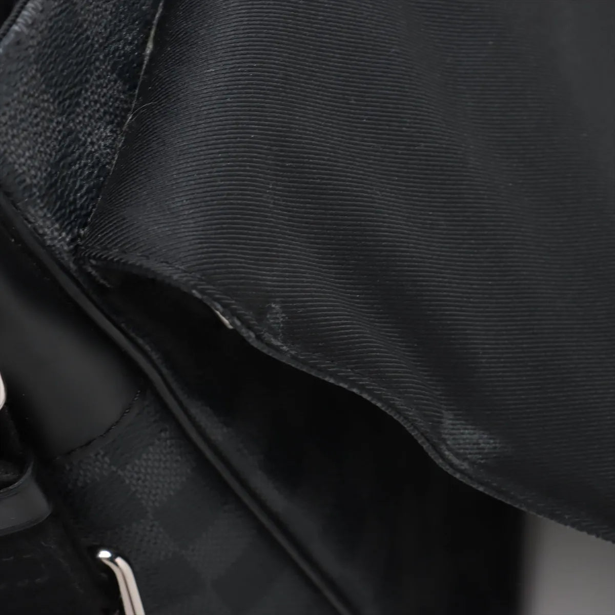 Louis Vuitton Damier Graphite District GM Black