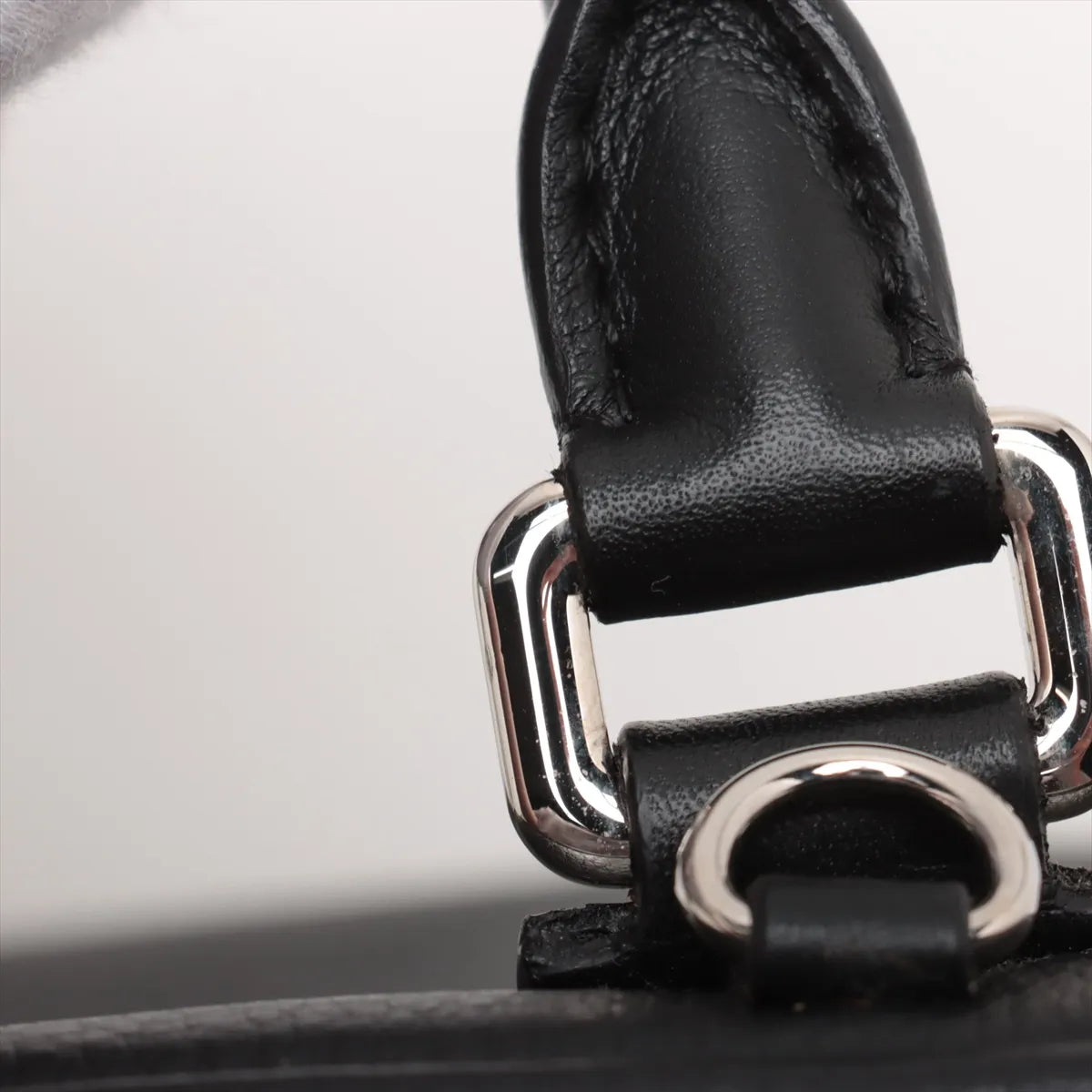 Loewe Amazona 28 Leather Two-Way Handbag Black
