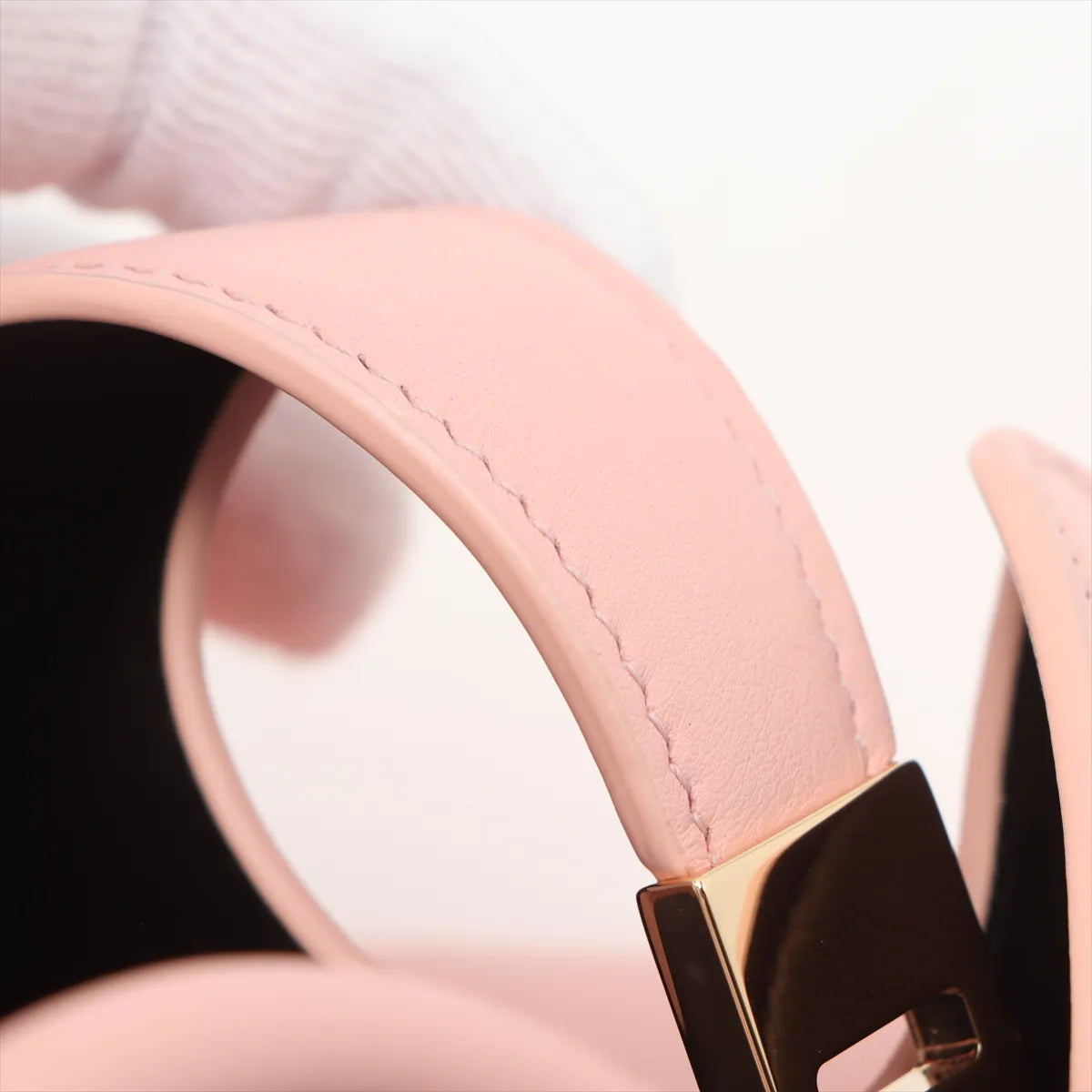 Preloved Ferragamo Hug Mini Leather Two-Way Handbag Nylund Pink