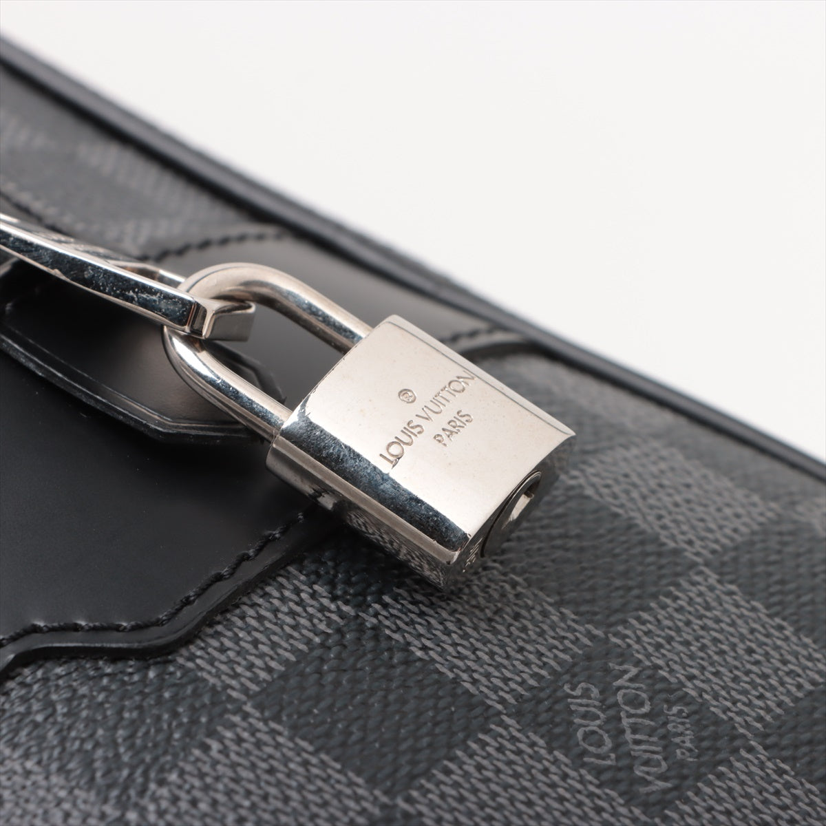 Louis Vuitton Damier Graphite Porte-Documents Voyage Black x White * PREORDER *