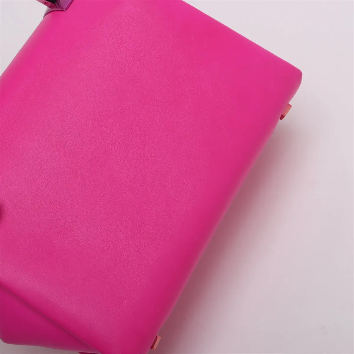 Valentino Garavani One Stud Two-Way Handbag Pink