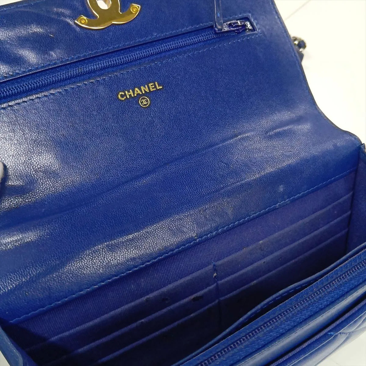 Chanel CHANEL 19 Lambskin Wallet on Chain Blue