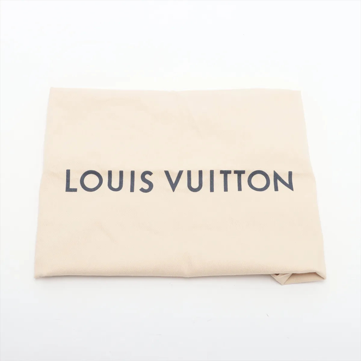 Louis Vuitton Taurillon Capucines PM Black