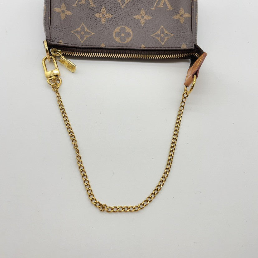 Louis Vuitton Monogram Mini Pochette Accessoires