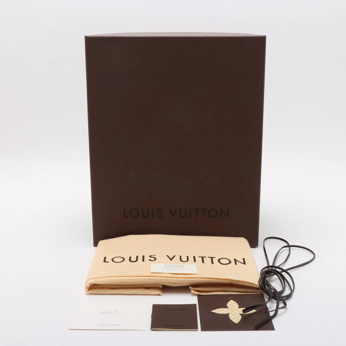 Louis Vuitton Vernis Alma PM Yellow
