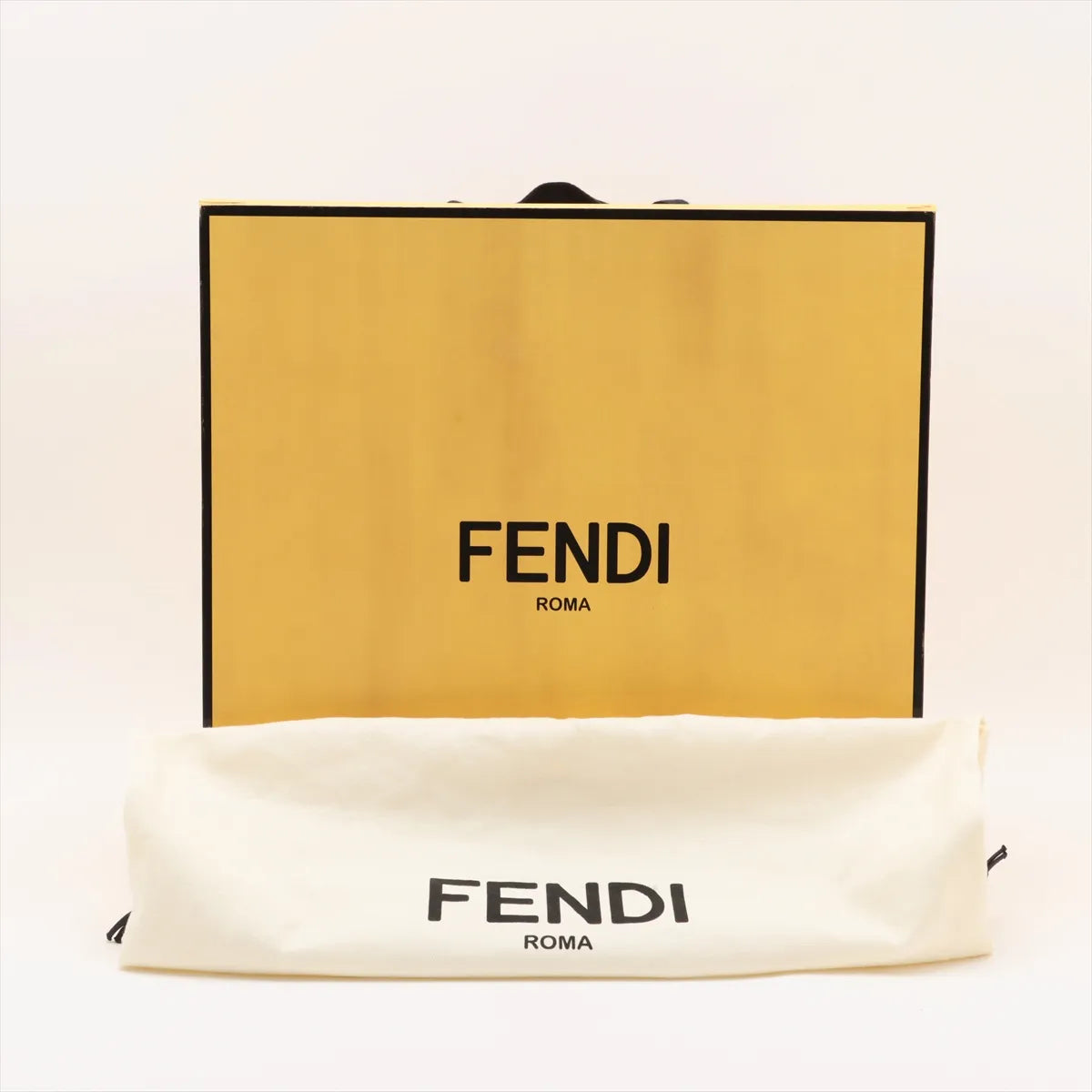 Fendi Selleria Peekaboo ICU Medium Leather Two-Way Handbag Beige