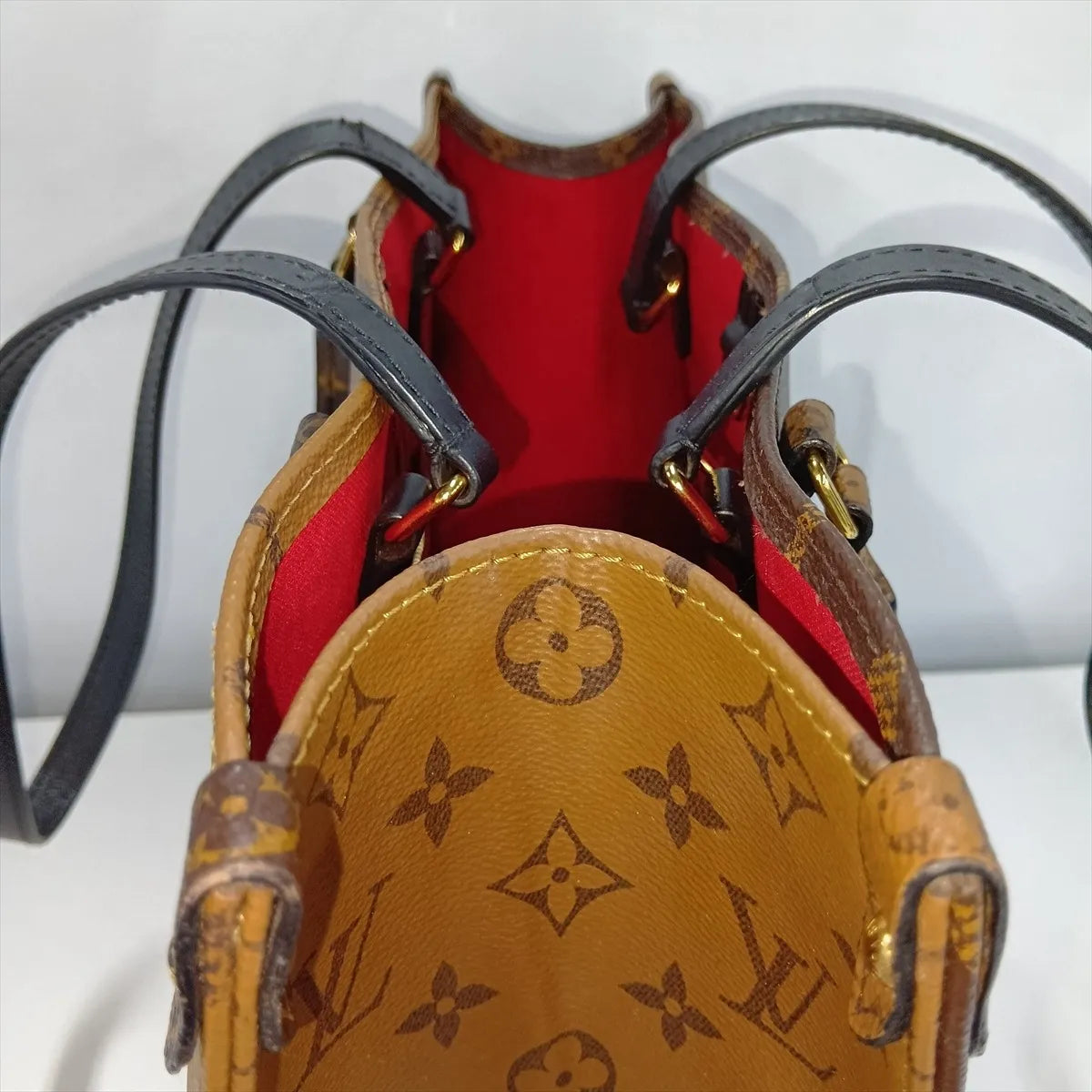 Louis Vuitton Giant Monogram Reverse OnTheGo MM Tote Bag