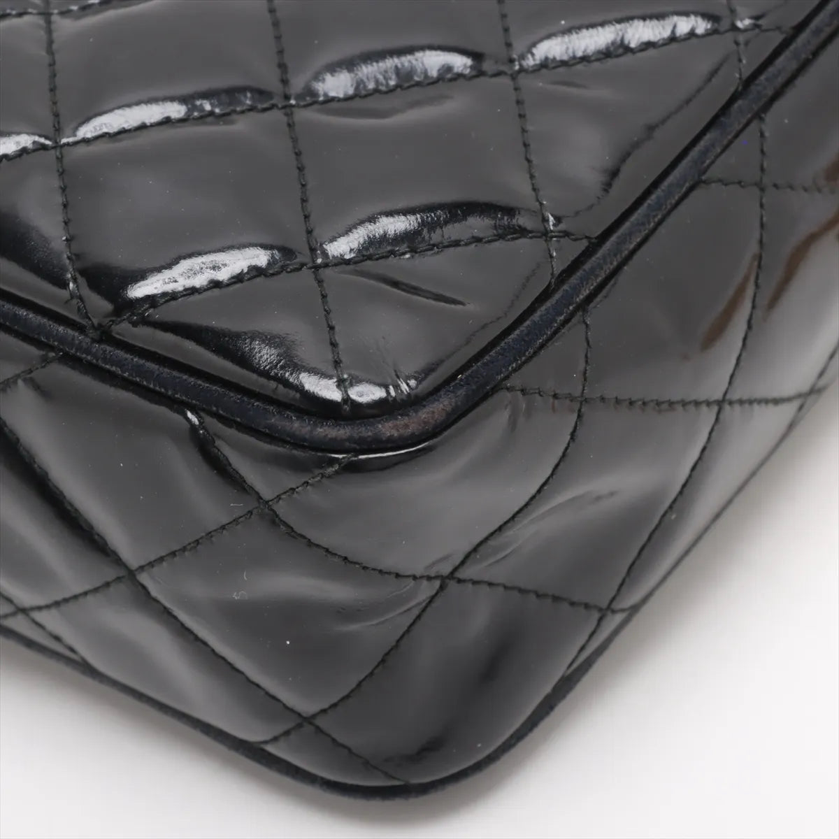 Chanel CC Logo Matelasse Patent Leather Chain Shoulder Bag