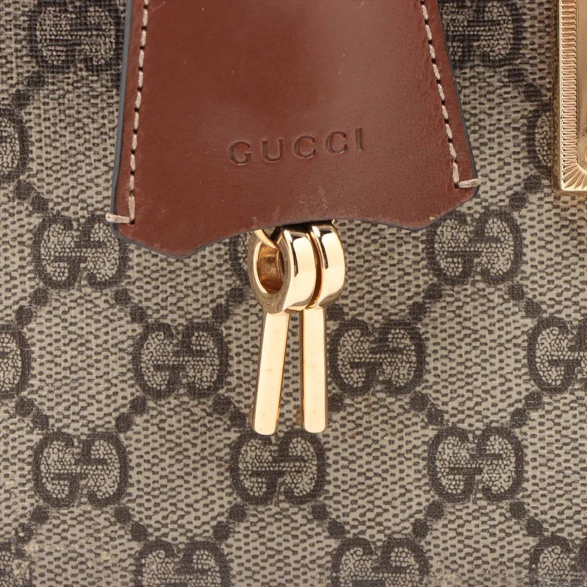 Gucci GG Supreme Leather Two-Way Shoulder Bag Brown x Black
