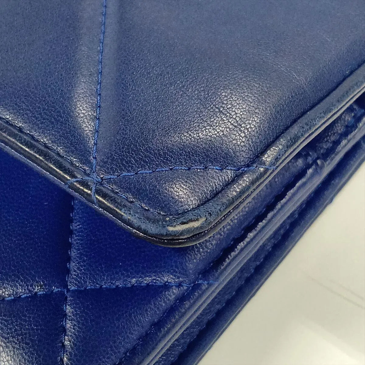 Chanel CHANEL 19 Lambskin Wallet on Chain Blue