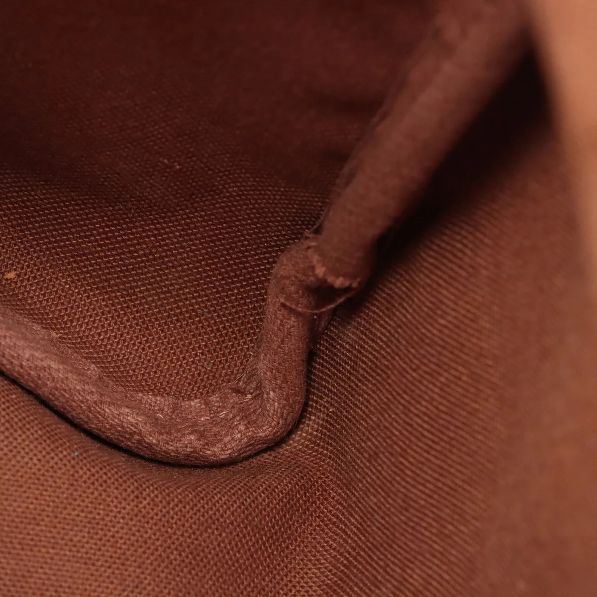 Louis Vuitton Monogram Speedy 30