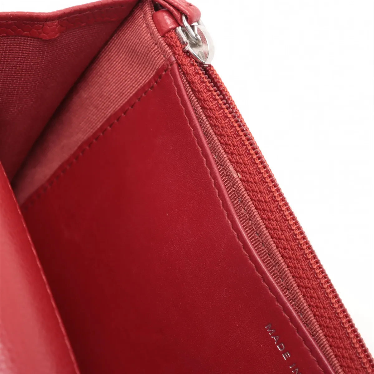 Chanel CC Logo Matelasse Caviar Skin Chain Wallet Red
