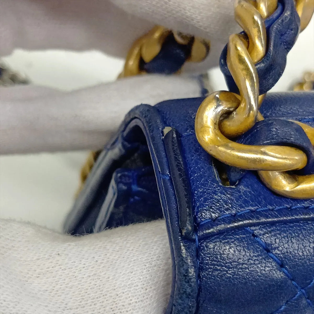 Chanel CHANEL 19 Lambskin Wallet on Chain Blue