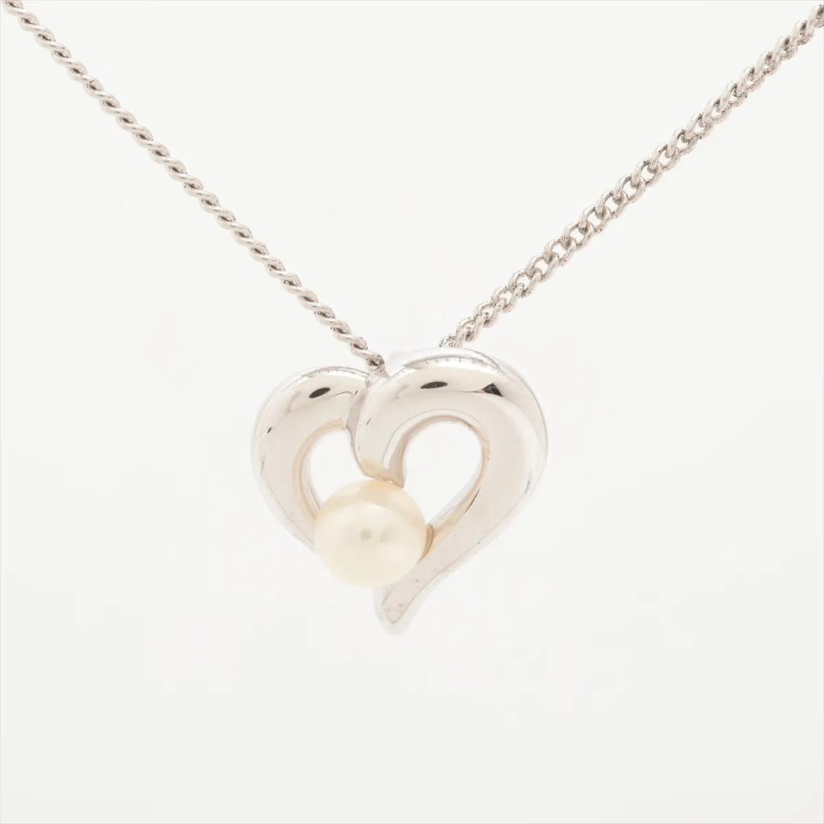 Tasaki Heart Pearl Pendant Necklace