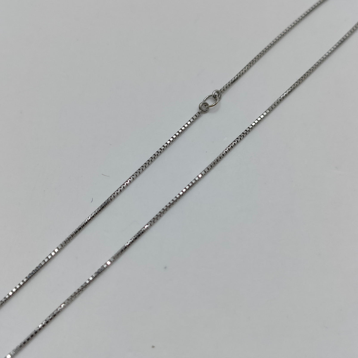 Platinum 0.30 ct Diamond Solitaire Necklace — detail 4