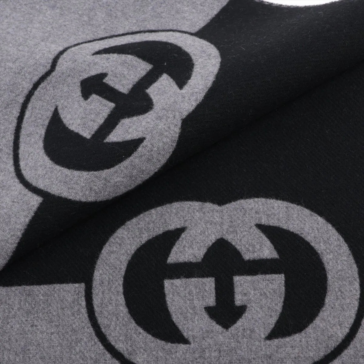 Gucci Interlocking G Wool & Cashmere Scarf Black x Gray