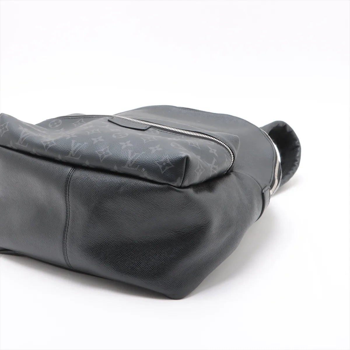 Louis Vuitton Monogram Taigarama Discovery Backpack Black