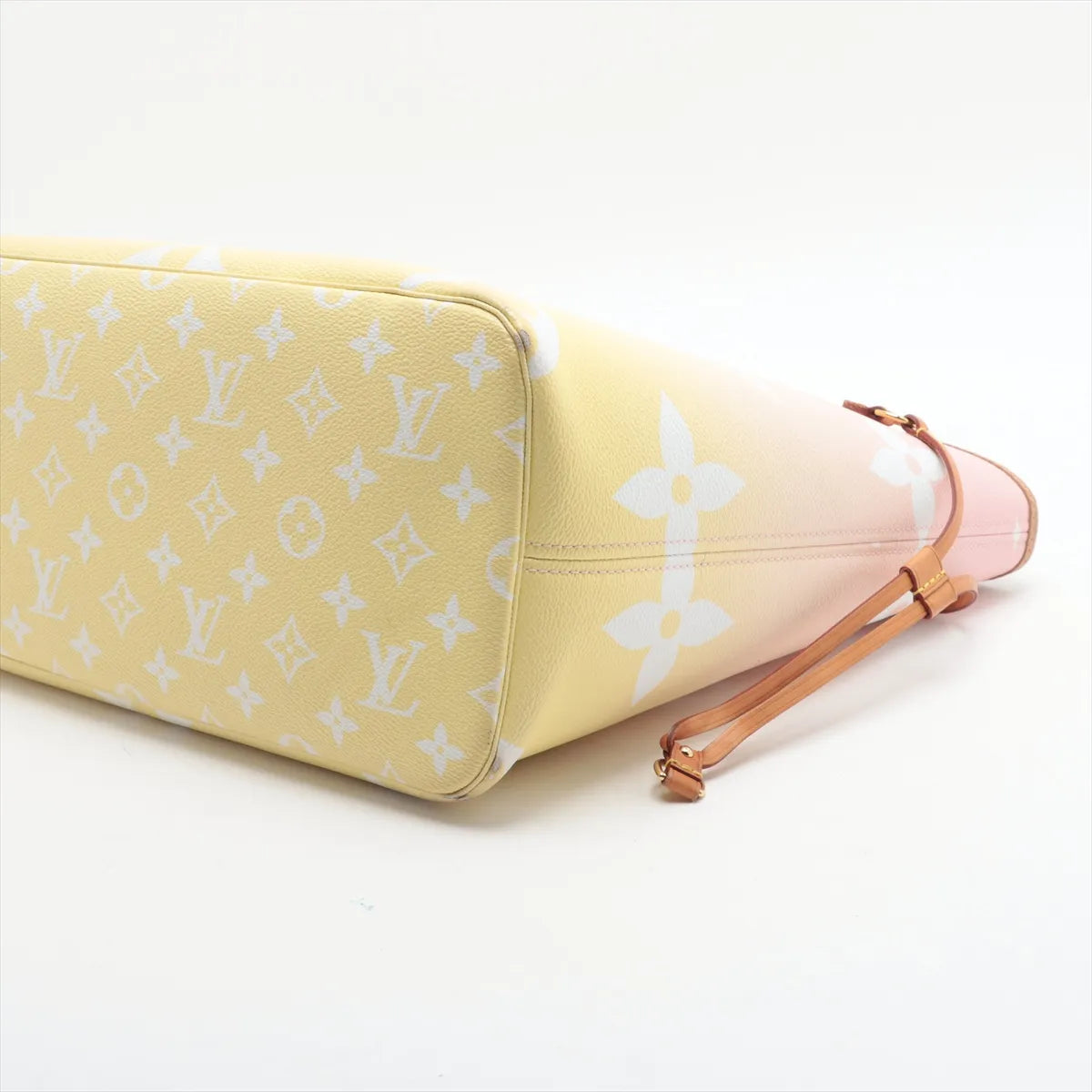 Louis Vuitton Summer By The Pool Monogram Giant Neverfull MM