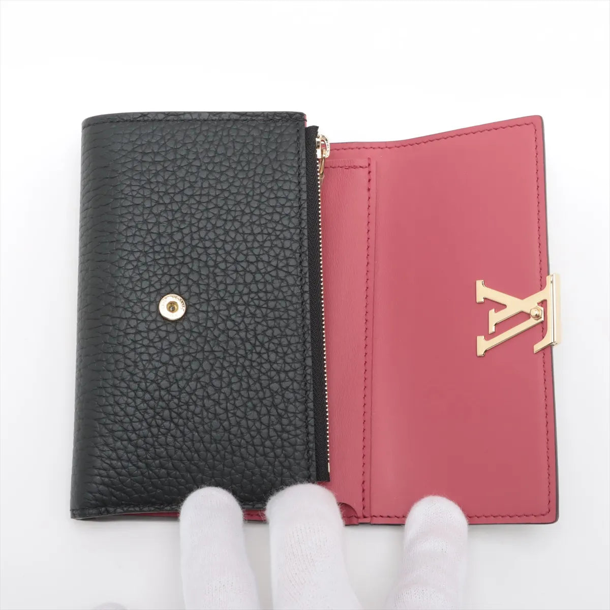 Louis Vuitton Taurillon Capucines Compact Wallet Noir × Hot Pink