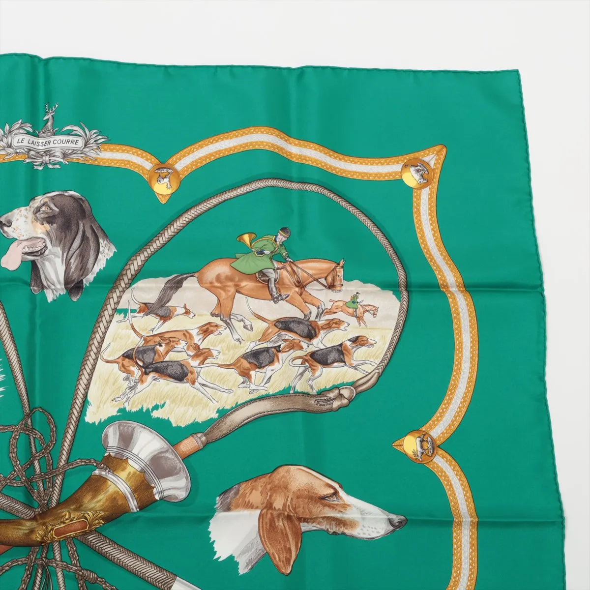 Hermès Carré 90 Chiens Au Rapport Hounds Scarf Green