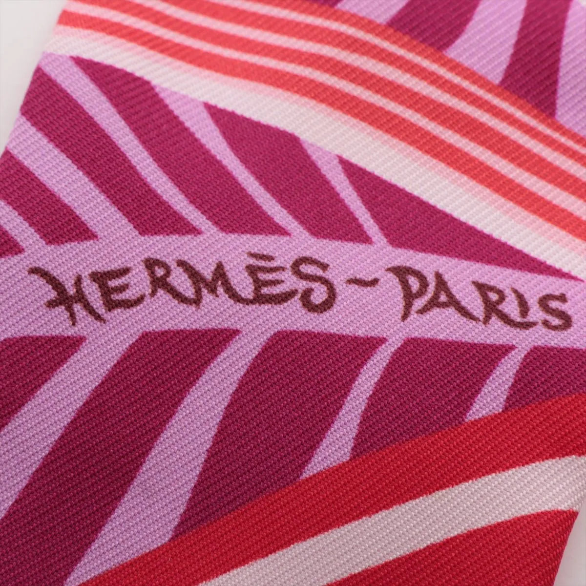 Hermes Twilly Jaguar Quetzal Silk Scarf Red x Purple