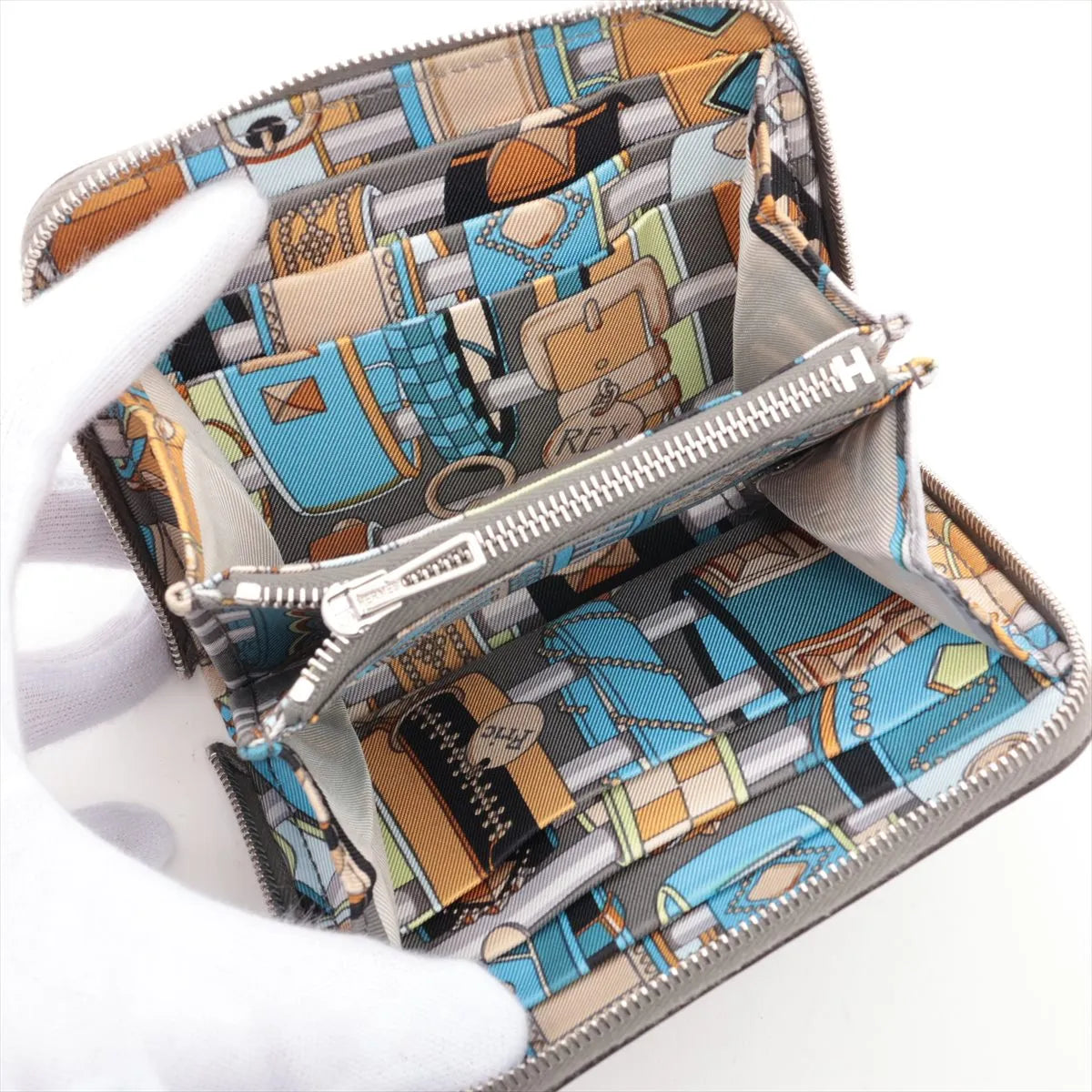Hermès Azap Silk Evercolor Compact Wallet Gray *PREORDER*