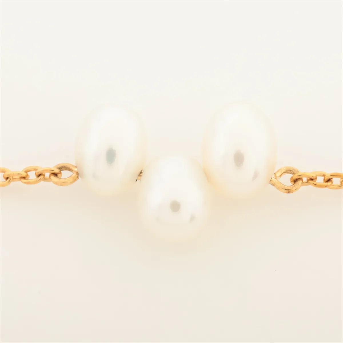 Pearl Gold Station Bracelet