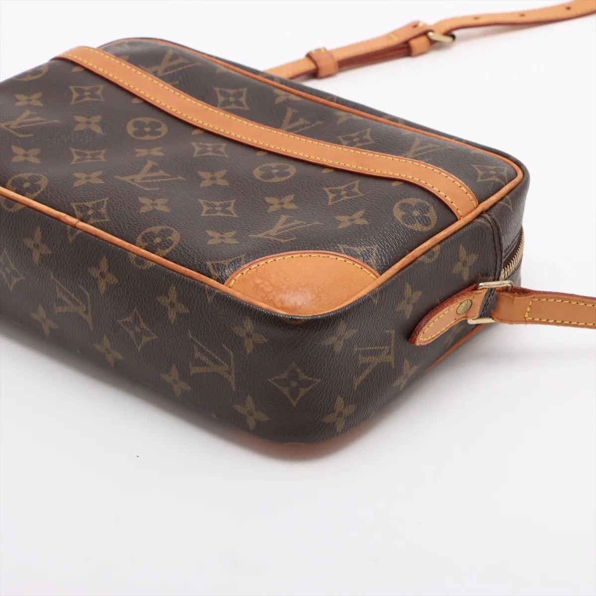 Louis Vuitton Monogram Trocadero 27