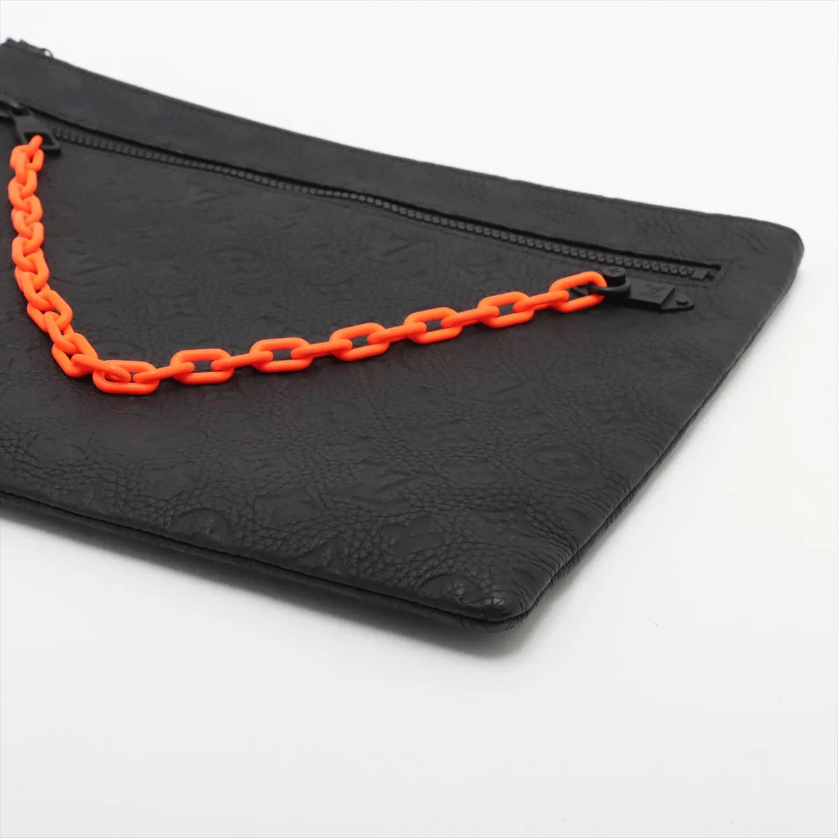 Louis Vuitton Monogram Taurillon A4 Pochette Black