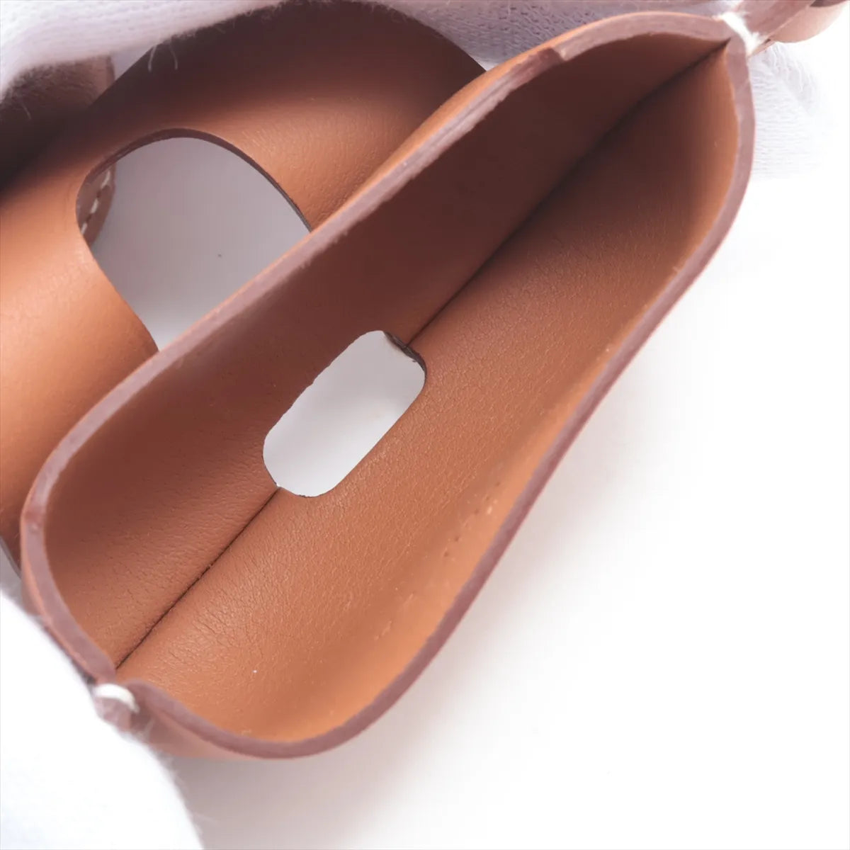 Hermès AirPods Pro Case Gold